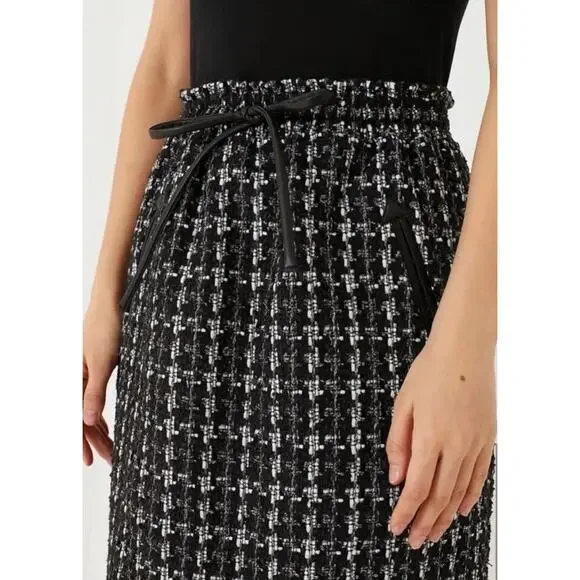 TUCKERNUCK Onyx Black Tweed Cece Skirt NWT Size Medium - Picture 5 of 7